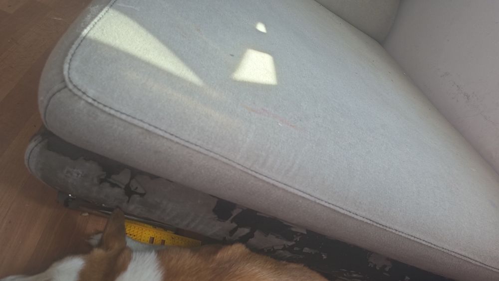 Sofa para doar pois esta muito usado