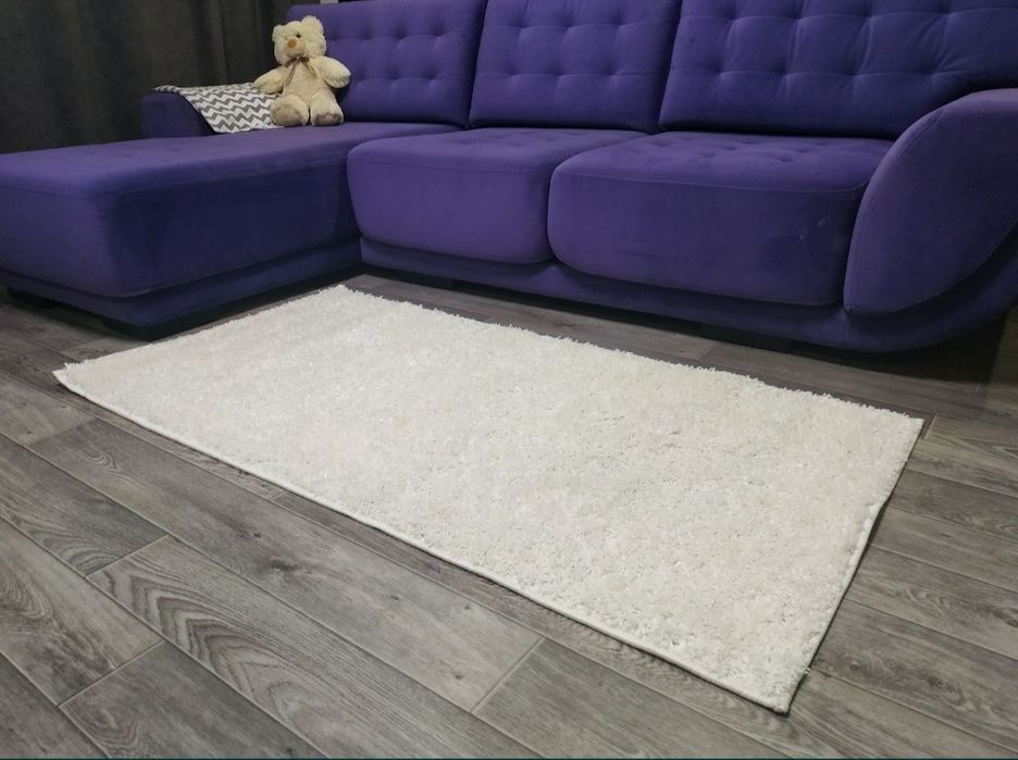Пушистый мягкий ковер
