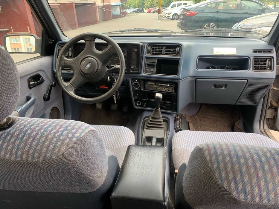 Ford Sierra 1988 , 2.0 OHC