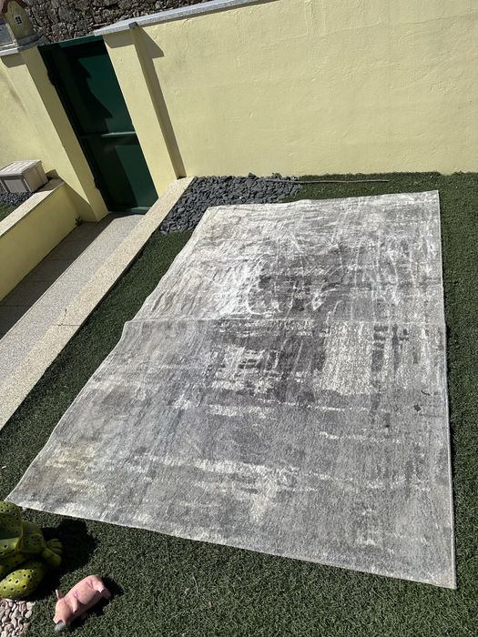 2 Carpetes Cinza BOM ESTADO