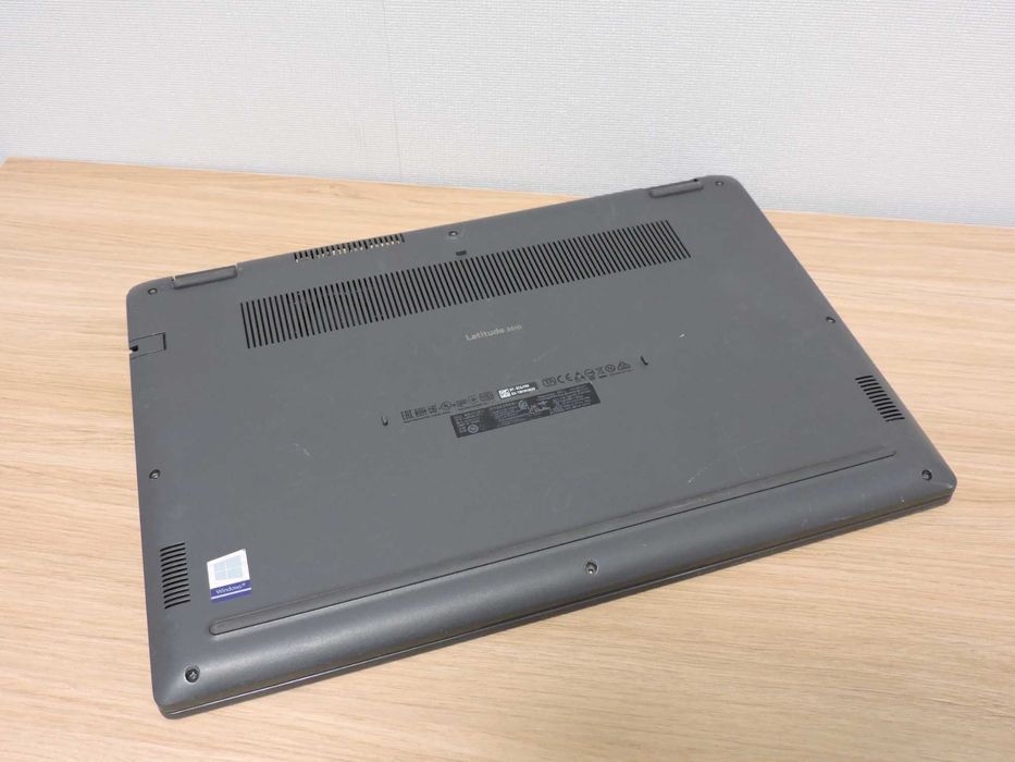 Dell Latitude 3510/15.6” FHD IPS/i7 10510U/16GB/SSD 256/UHD