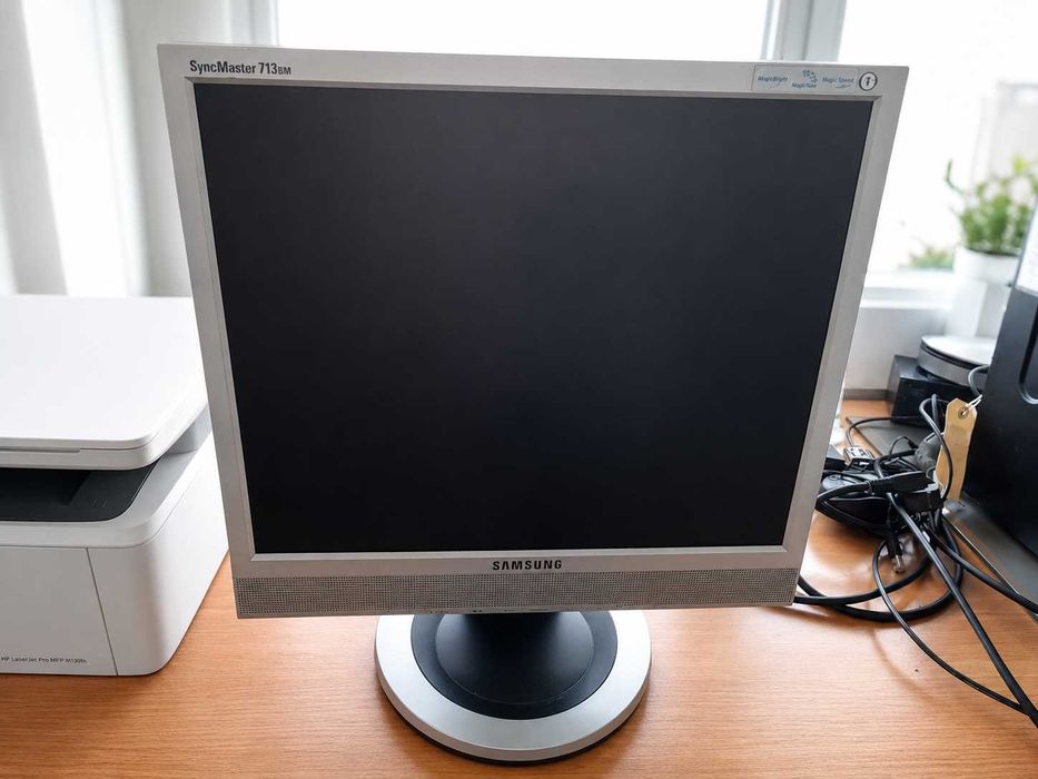 Monitor Samsung SyncMaster 713BM 17”