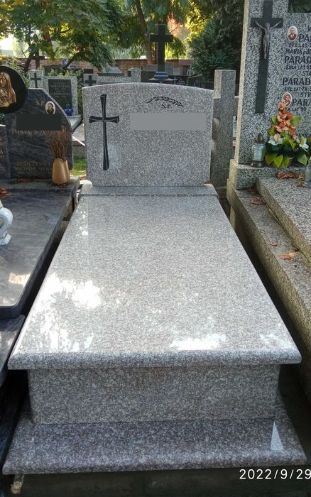 Nagrobki od 5500zł, Liternictwo Układanie Kostki Pomniki