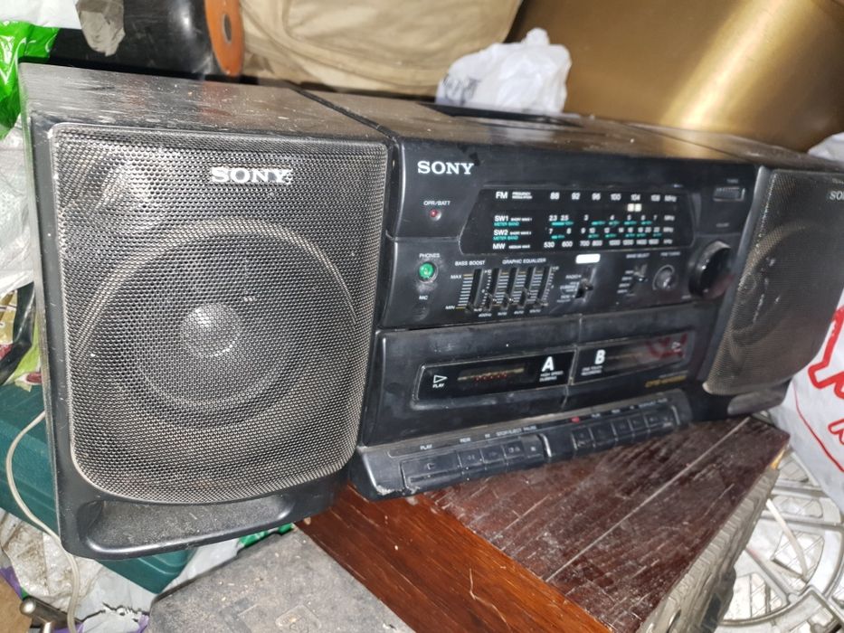 Музыкальный центр Sony CFS435S переносной магнитофон с радиоприёмником