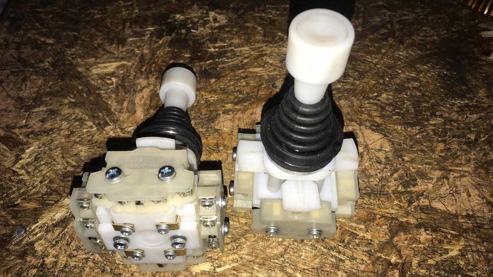 Переключатель крестовой  ПК12-21-822  джойстик