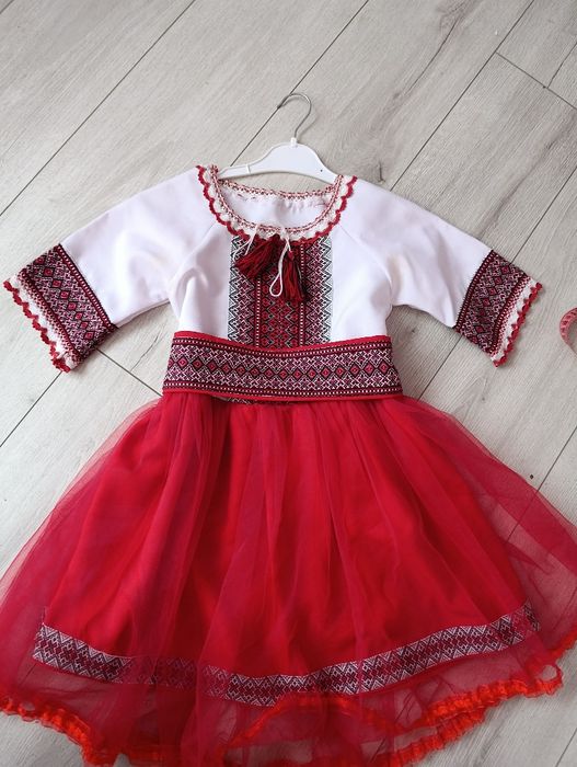Вишиванка ,плаття