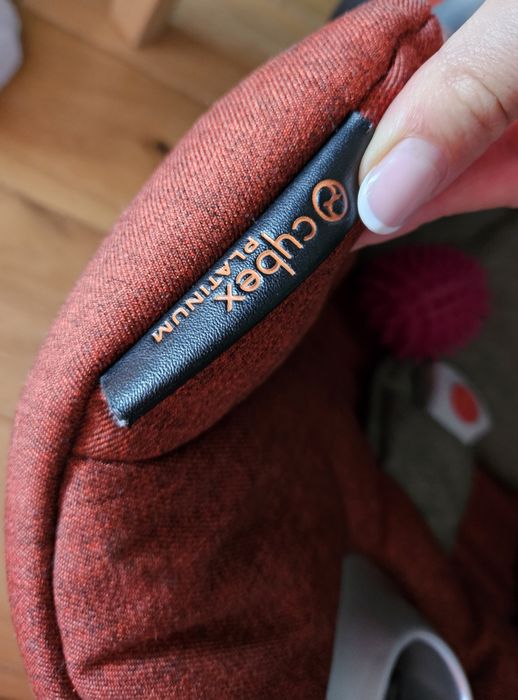 Fotelik samochodowy Cybex Aton Q i-size z bazą izofix