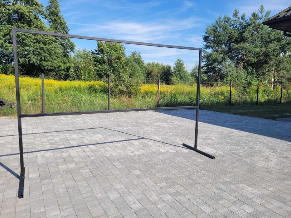 Konstrukcja do banerów reklamowych