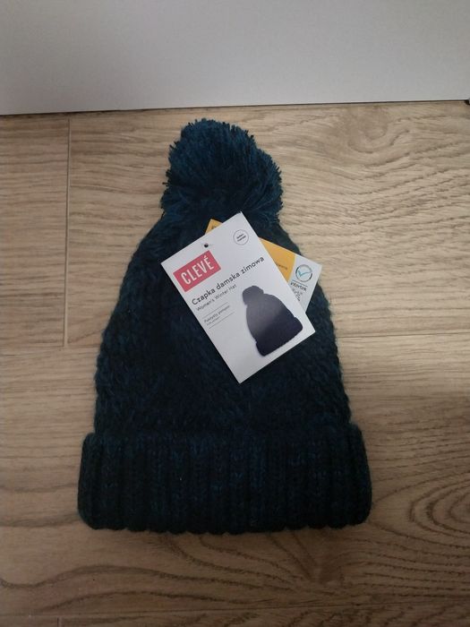 Nowa czapka zimowa z pomponem czarno granatowa gruba ciepła na zimę po