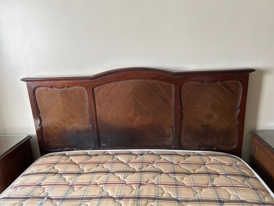Cama de casal c/ colchão
