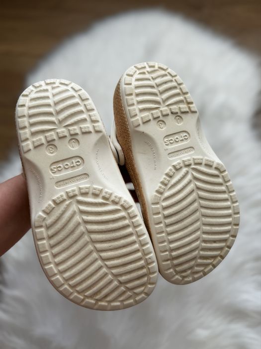 Crocs j3