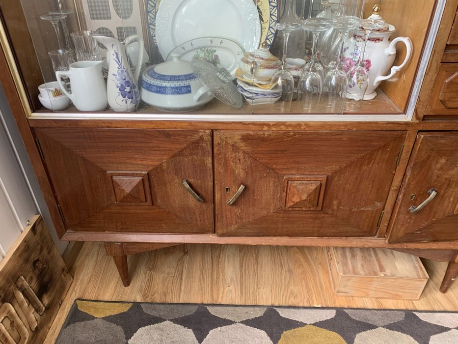 Cristaleira aparador