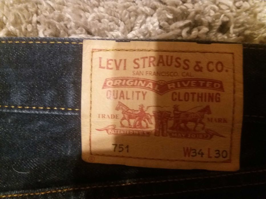 Dżinsy granatowe marki Levi's 751