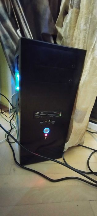 Компьютер с монитором