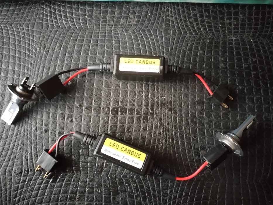 Lampadas LED  H7 luz branca novos a com adaptador CANBUS