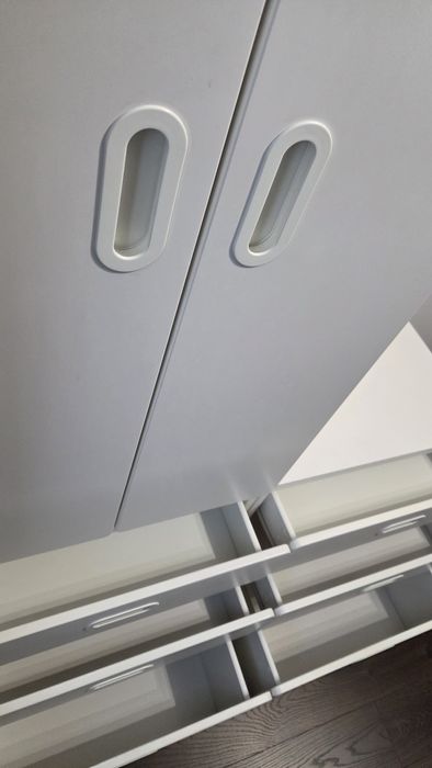 Zestaw mebli IKEA szafa i komoda SMASTAD / PLATSA biały zadbane