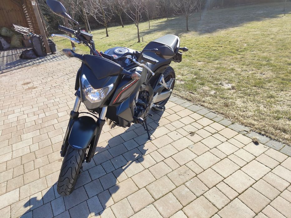Piękna Honda CB 650 F