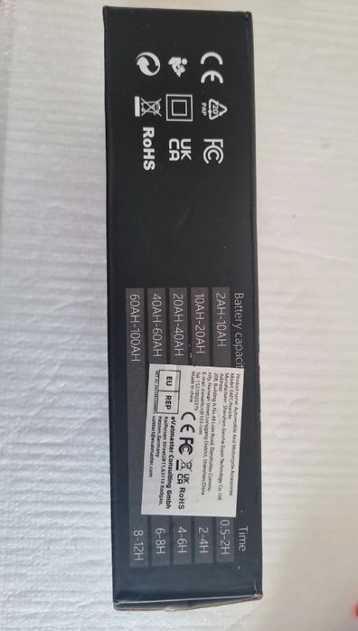 Vendo carregador inteligente de bateria 12V 6A, novo e na caixa.