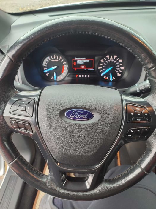 Ford Explorer 2018 року 3.5 газ\бензин