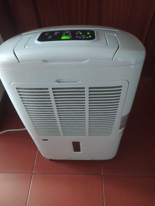 Desumidificador da marca Electronia
