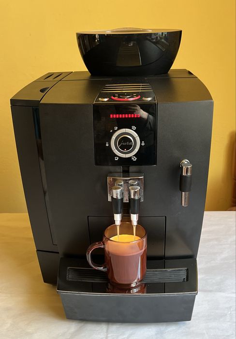 Кавомашина Jura XJ6 Professional