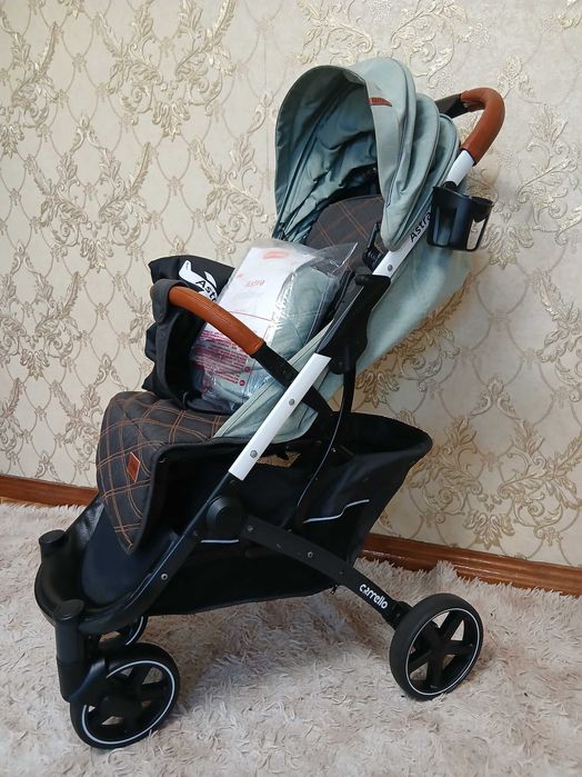 Нова. Продам коляску