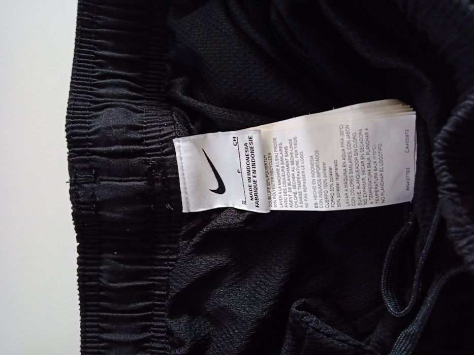 Calções Nike nunca usados