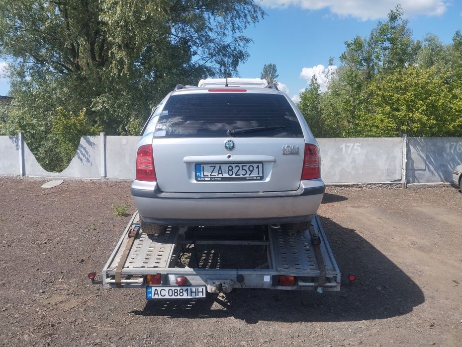 Шкода Октавія тур,2.0.  4*4.
