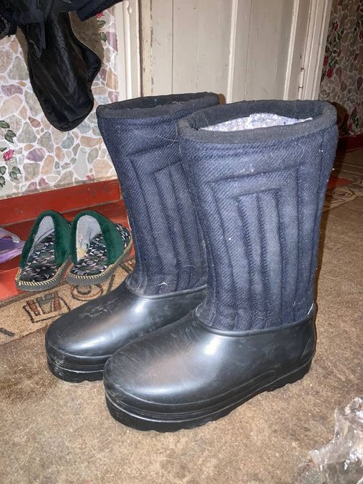 Валянки жіночі нові. 27.5 см