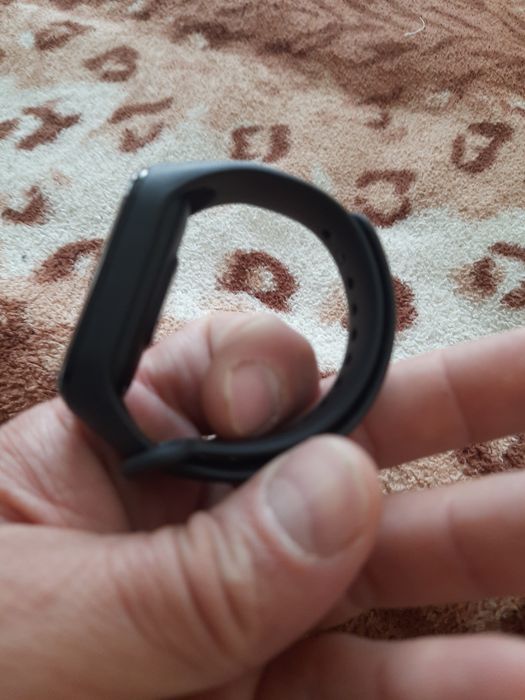 Продам mi band Nfc 4