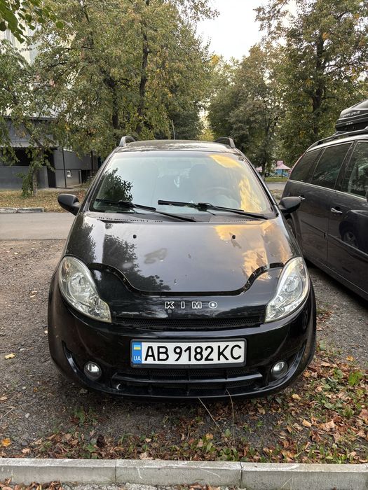 Автомобіль Chery Kimo 2013 робот