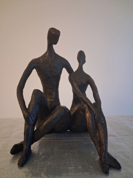 Escultura Decorativa Moderna "Casal" – Estilo Giacometti