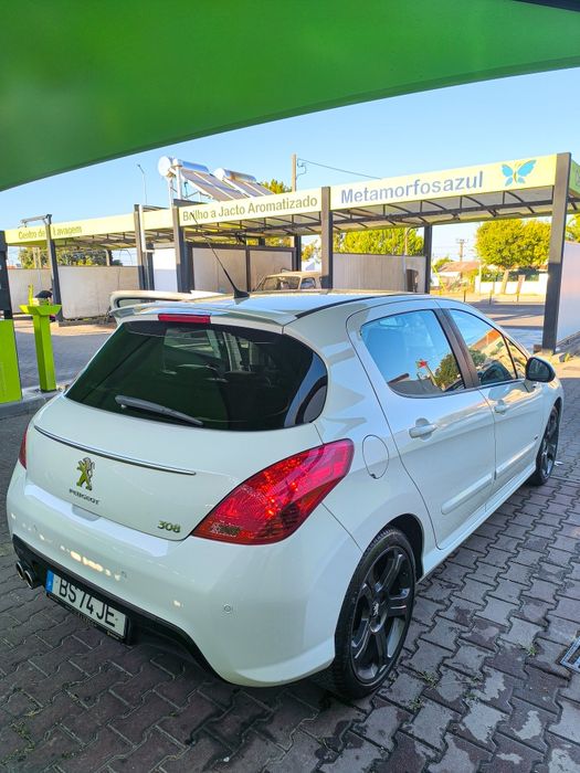Peugeot 308 — fotografia 4