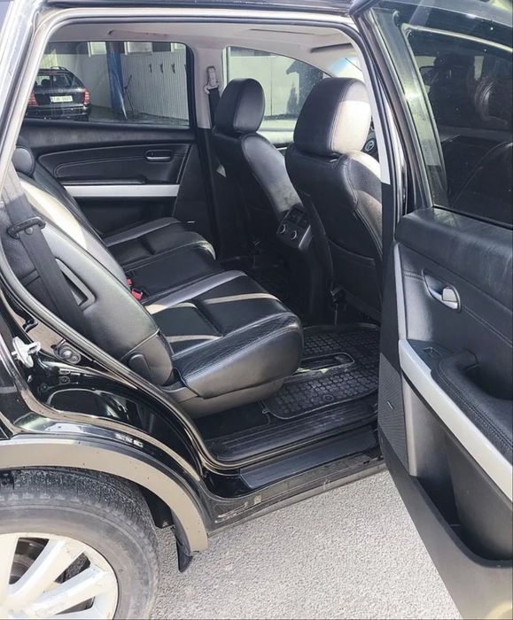 Продам автомобіль Mazda cx9