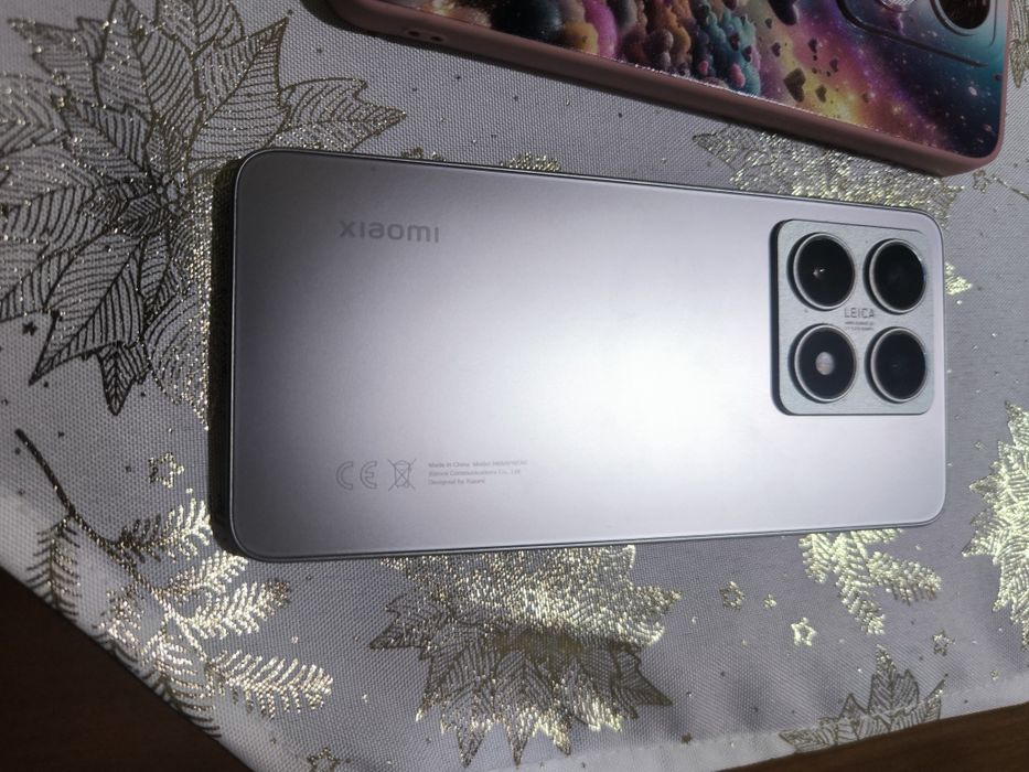 Xiaomi 14 T com capas