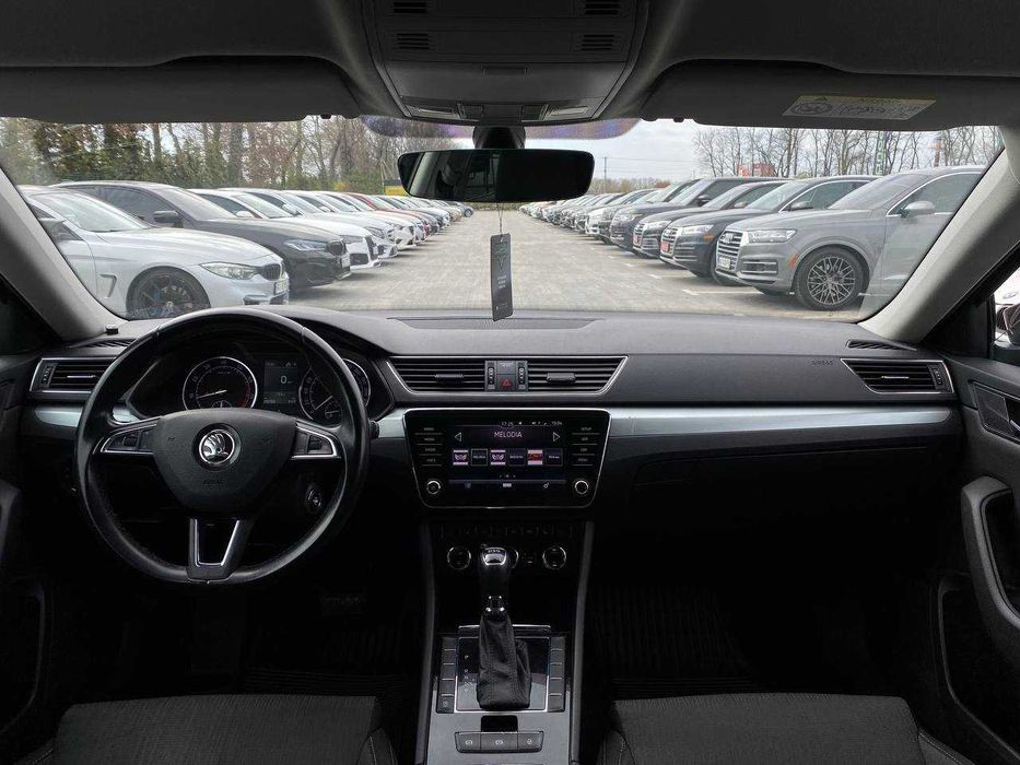 Skoda Superb 2019 Official