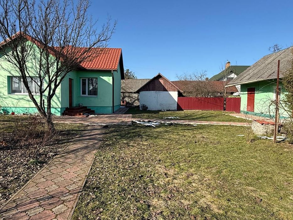 Продаж будинку с. Шабельня ділянка 12 сот.