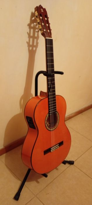 Alhambra 4F Guitarra