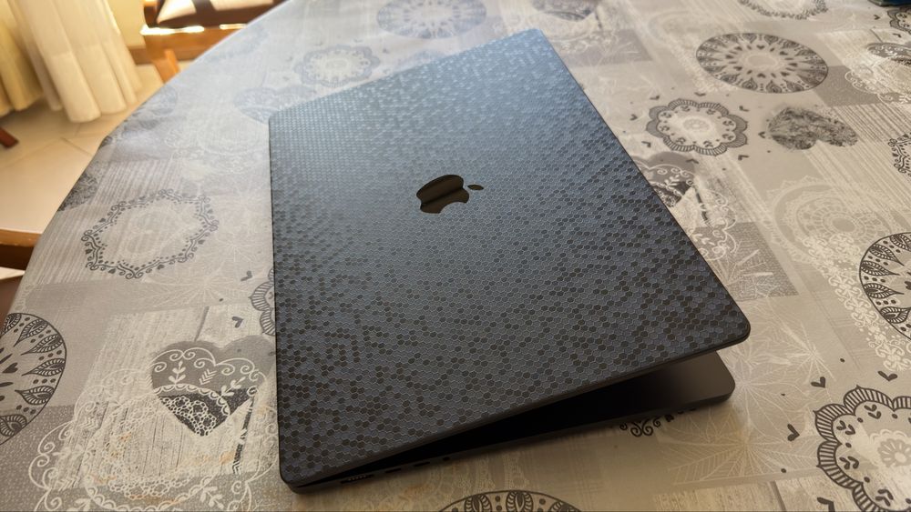 Macbook Pro 16 M5 Max 128 GB
