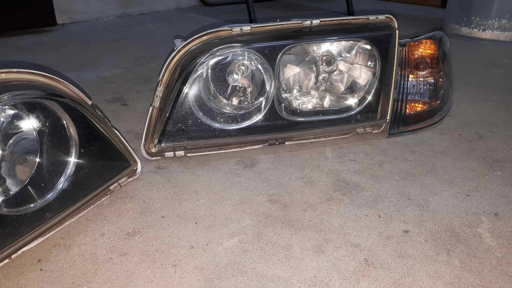 Volvo V40 S40 LIFT oryginał lampy przód BLACK RING i kierunki