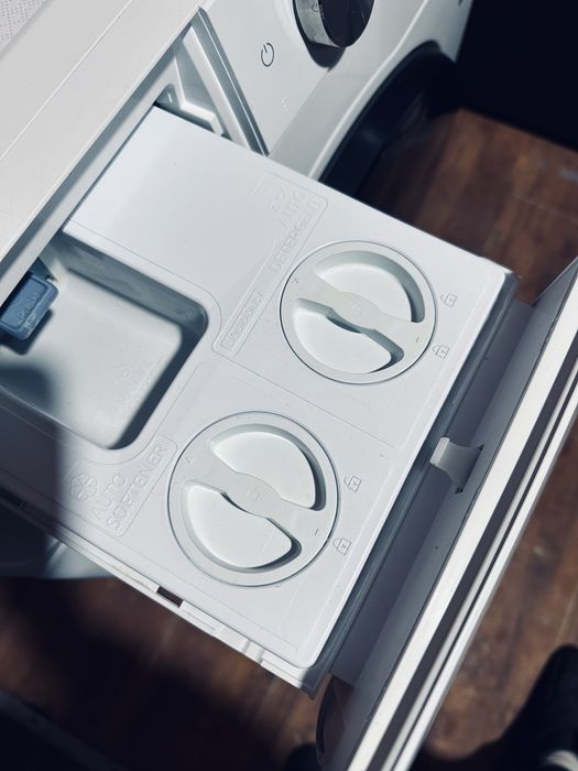 2в 1 Прально -сушильна машина Samsung 9/6