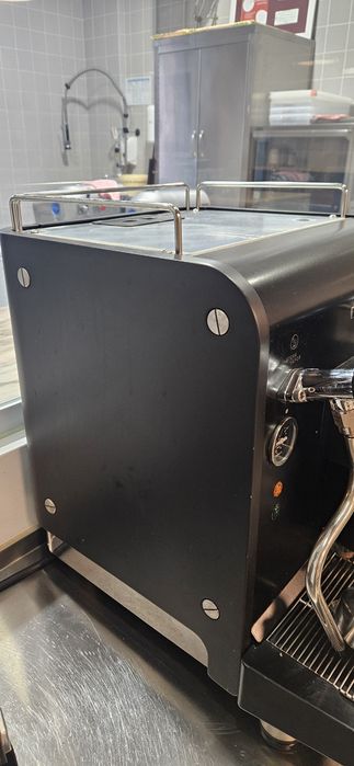 Vende máquina cafe fiamma vela