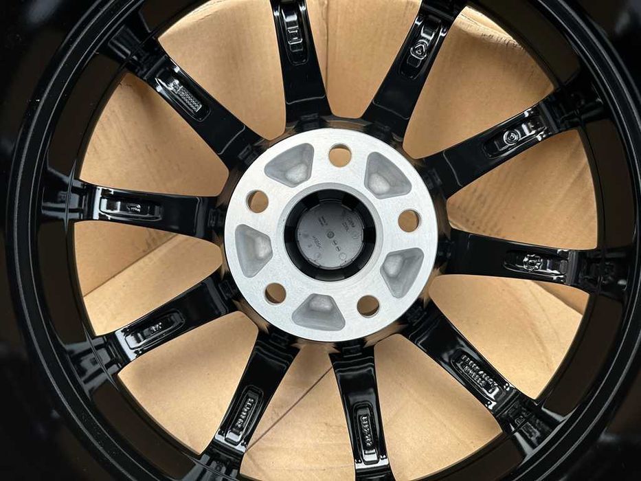 Felgi 17cali Volvo C30 S40 S60 S80 V40 V60 V70 5x108 ET45 nr7078