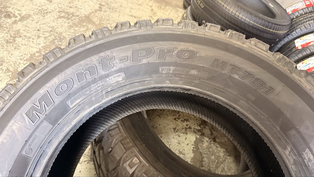 Pneus 35X12.50R20LT 121Q 10PR Sunfull Mont-Pro MT781 com 100% piso