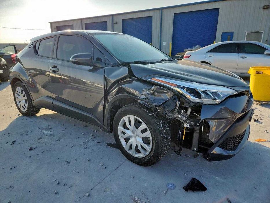 Toyota C-HR XLE 2020