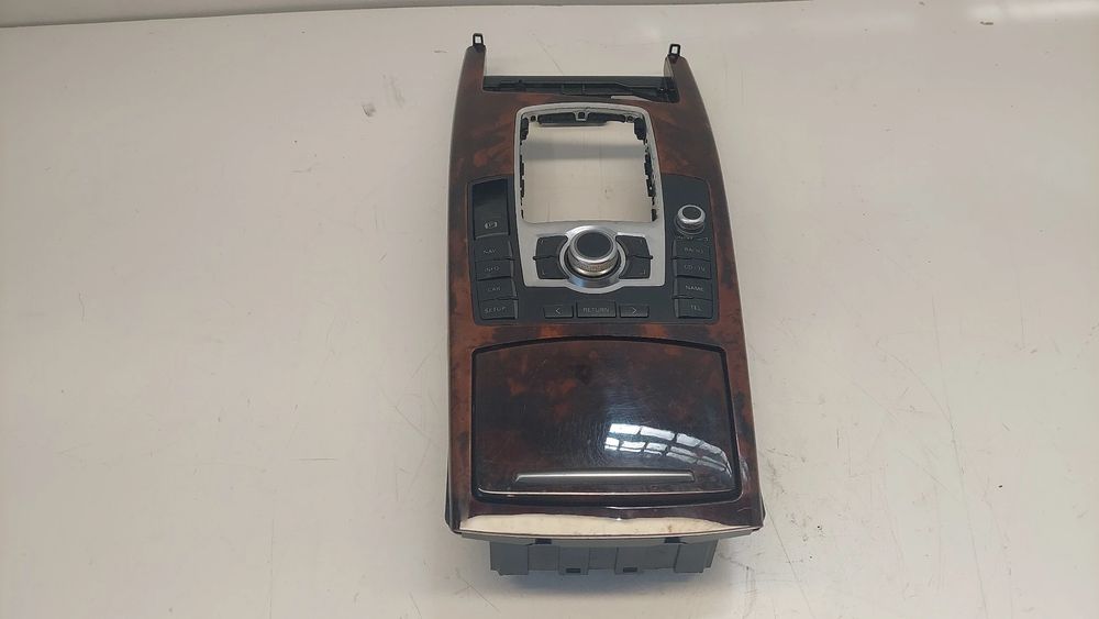 Consola central AUDI A6 (4F2, C6)