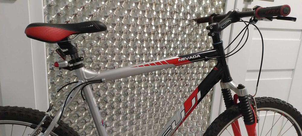 Rower MTB Fuji Nevada 26 M jak Giant Trek Kross