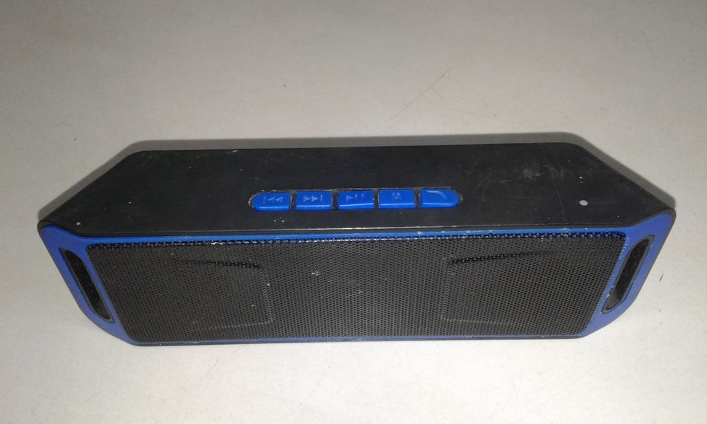 Портативна Bluetooth-колонка