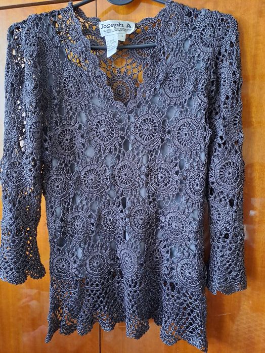 Brązowa koronkowa bluzka