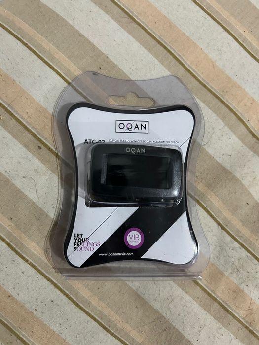 Afinador cromático digital para guitarra